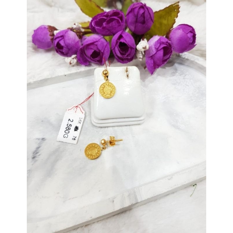 Anting emas 70 dollar tusuk
