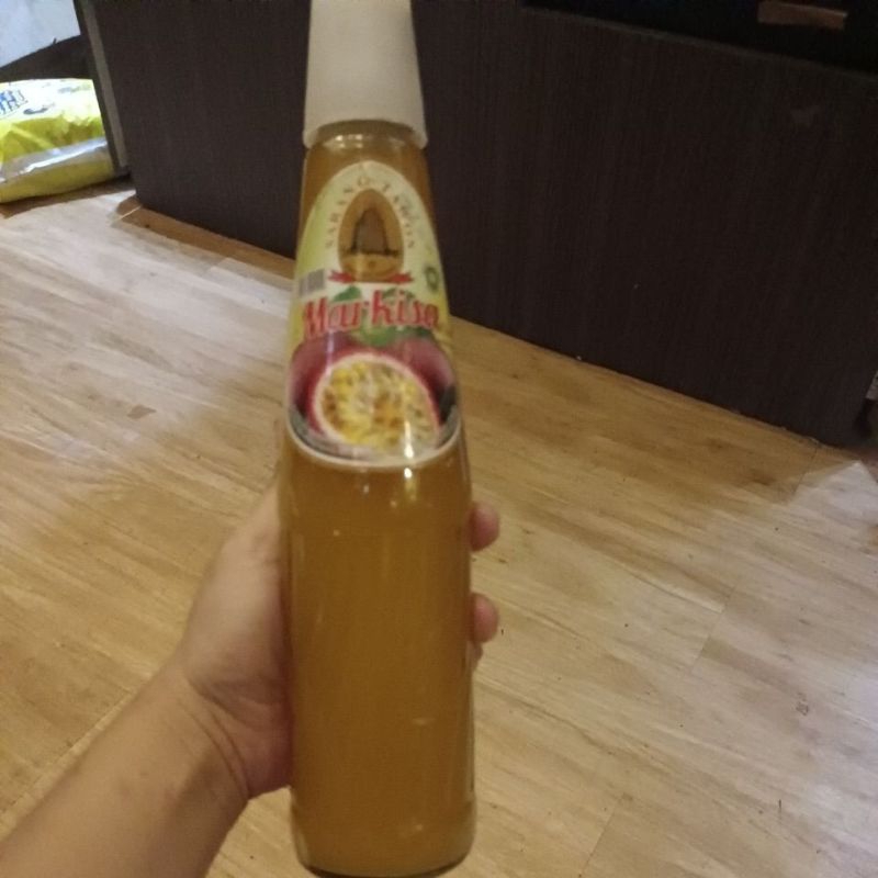 

Sirup Markisa Sarang Tawon 525Ml. Rijek stiker. Termurah!!!!!!!