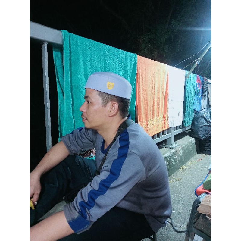 Peci Malasia/Peci Putih Logo Putih /Kuning/Peci Ceper/Pendek 6 Cm Anak Remaja Dewasa