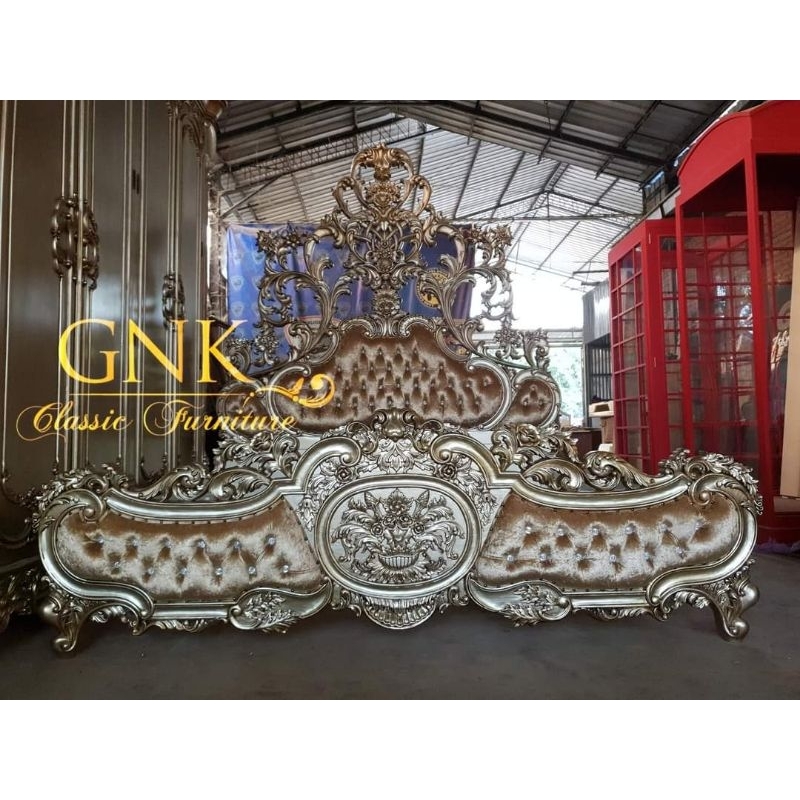 set kamar mewah full ukiran / tempat tidur klasik ukiran mewah / lemari pakaian pintu 6 classic