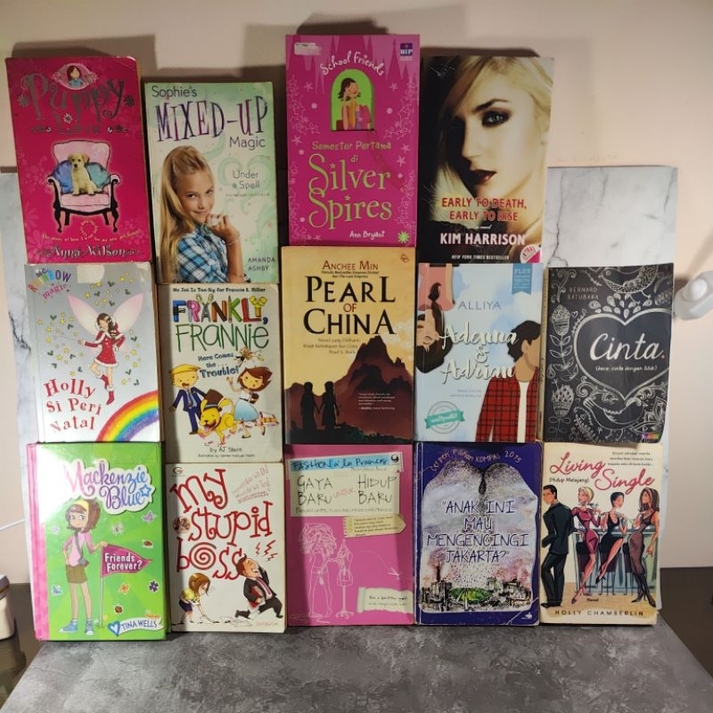 Buku / Novel Puppy Love, Mixed-Up Magic, Semester Pertama di Silver Spires, Early To Death Early To 