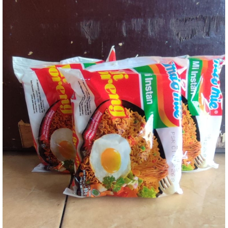 

Indomie Goreng isi 3