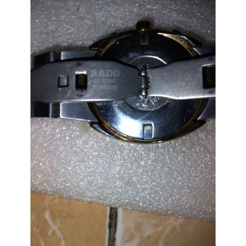 Jam tangan pria RADO 100m Chronograph
