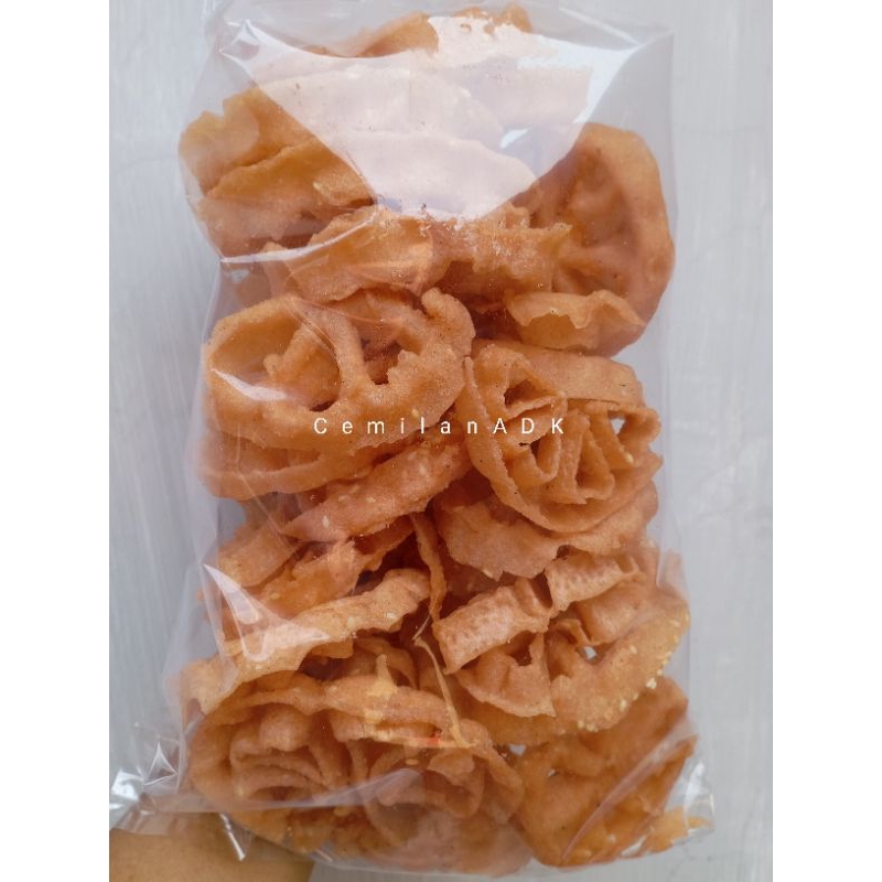 

Snack kembang goyang manis 250gram/kue kembang goyang