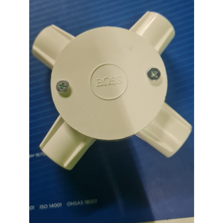 T-dus Cabang 4 PUTIH 20mm / T Dus merk BOSS