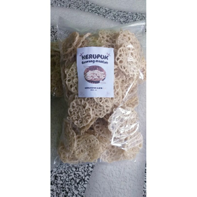 

Krupuk bawang mentah/Krecek krupuk uyel/Krupuk uyel mawar