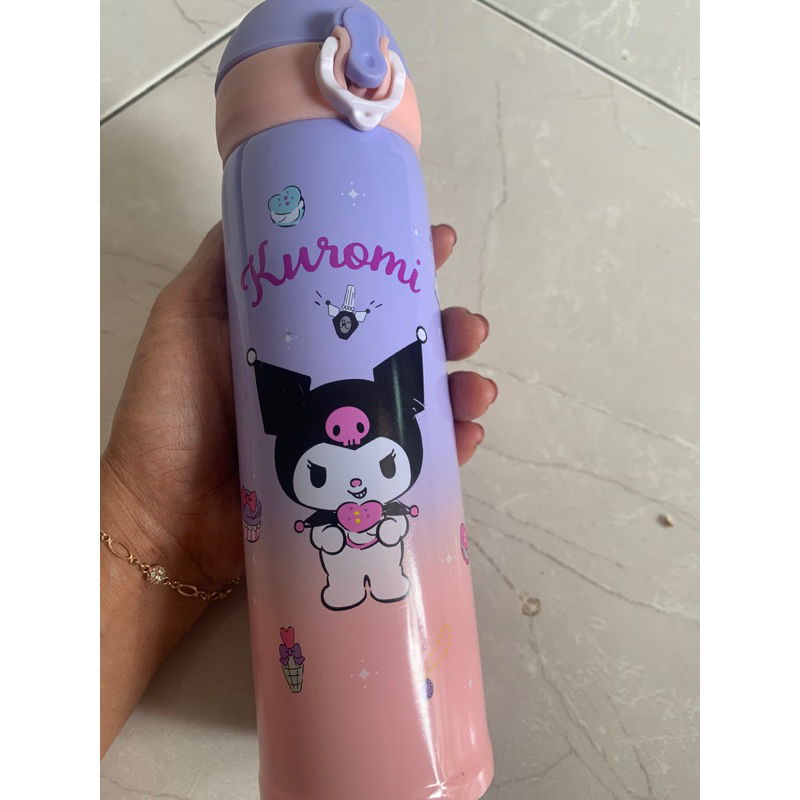 botol minum kuromi