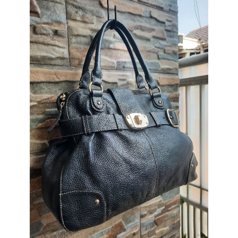 Tenteng Hitam CAPACCI - TAS PRELOVED BRANDED ORIGINAL