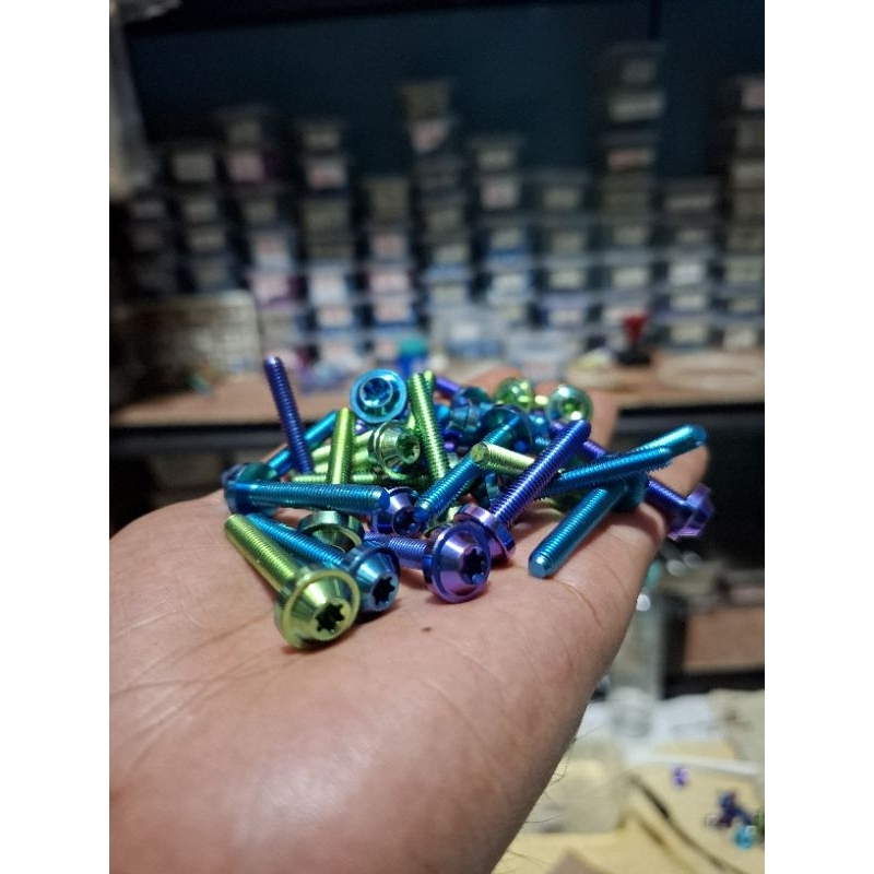 Baut titanium visor whindshield yamaha nmax