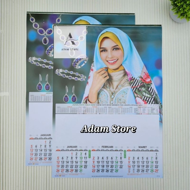 

kalender tahun 2025 4 lembar 3 bulanan ukuran 38x54cm gambar Busana muslimah & perhiasan A0 134(terima castume cetak merek)