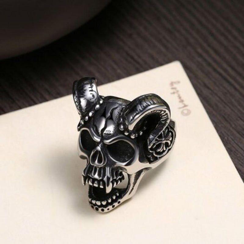 Cincin Tengkorak Domba Bertanduk / Satanic Ring Skull Spultura