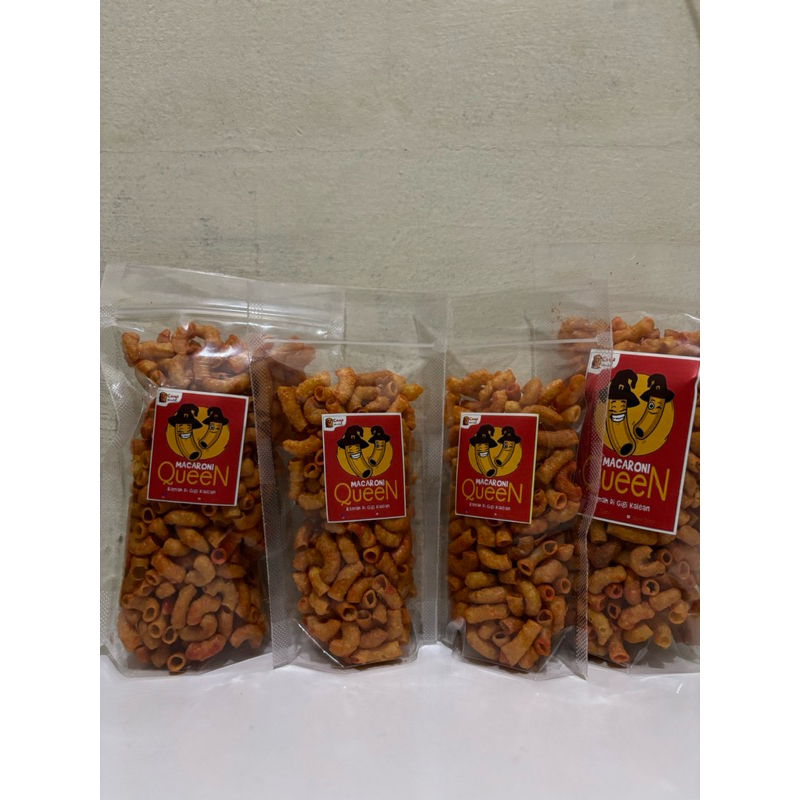 

Cemil centil/Makaroni Bantet/ Rasa Nasi Goreng/Cemilan/Premium/Murah/Enak