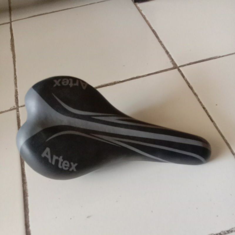 Sadel Sepeda BMX Fixie Artex