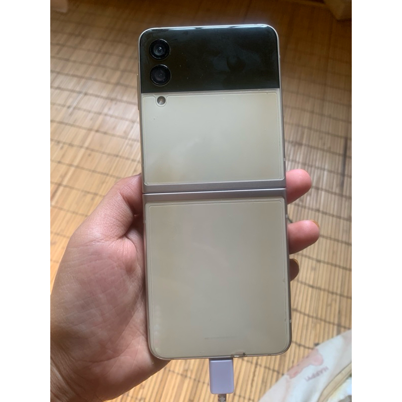SAMSUNG Z FLIP 3 128 GB SEIN RESMI SECOND MINUS LCD MESIN NORMAL