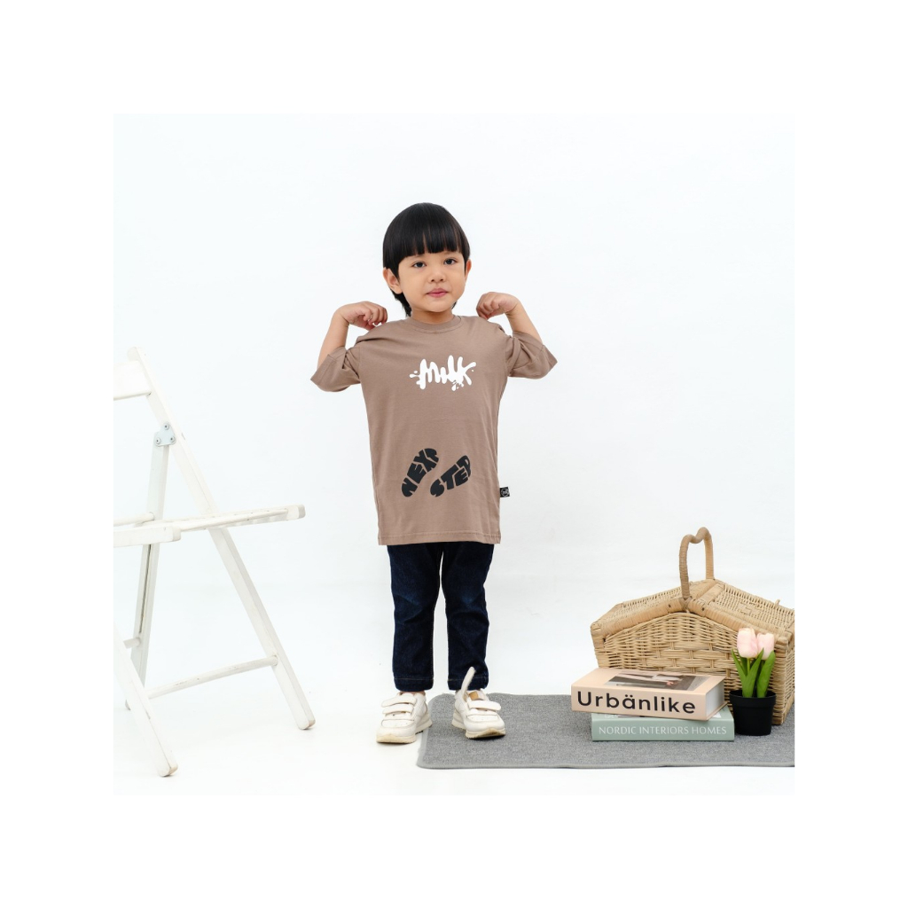 LITTLE ZOLAQU - Kaos Anak BAGGY SIZE Unisex 0-6 Tahun Premium Cotton Combed 30s - MAPPLE BROWN NSM