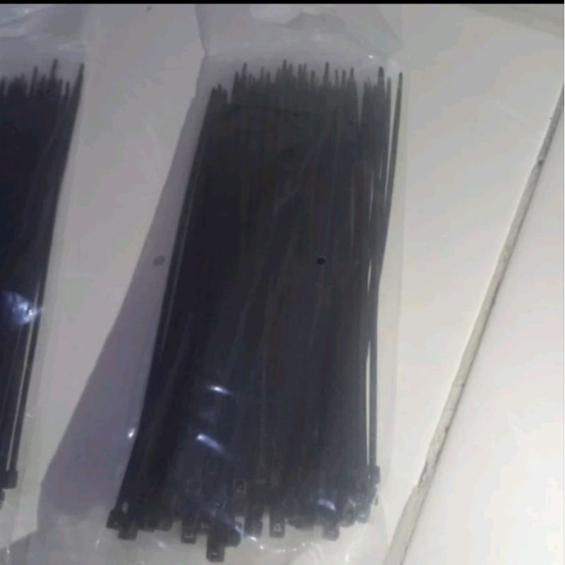 

Kabel ties nylon cable ties 2.5x150 mm kualitas terjamin harga per pcs 100 pcs warna hitam