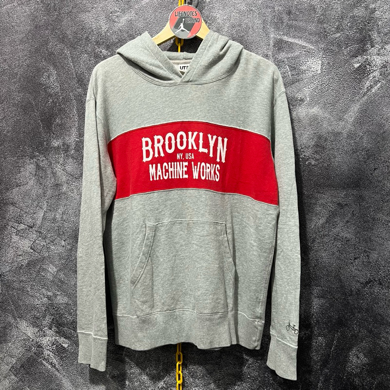 Hoodie Second Thrift Uniqlo X Brooklyn Real Pict Garansi sesuai gambar dan video Katagori L-XL