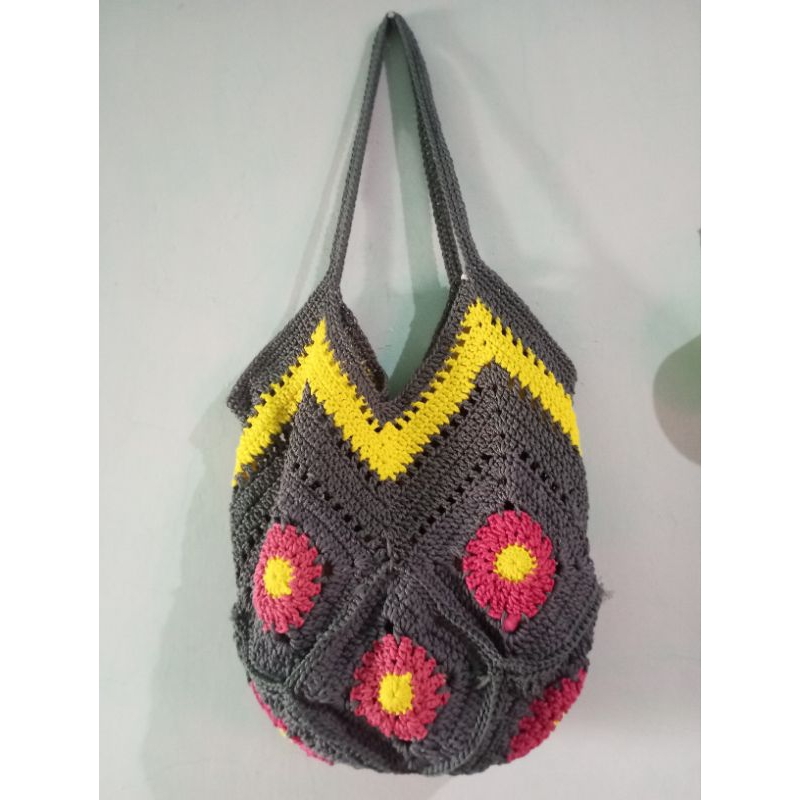 totebag granny squere rajut/totebag granny squere kekinian/totebag rajut murah