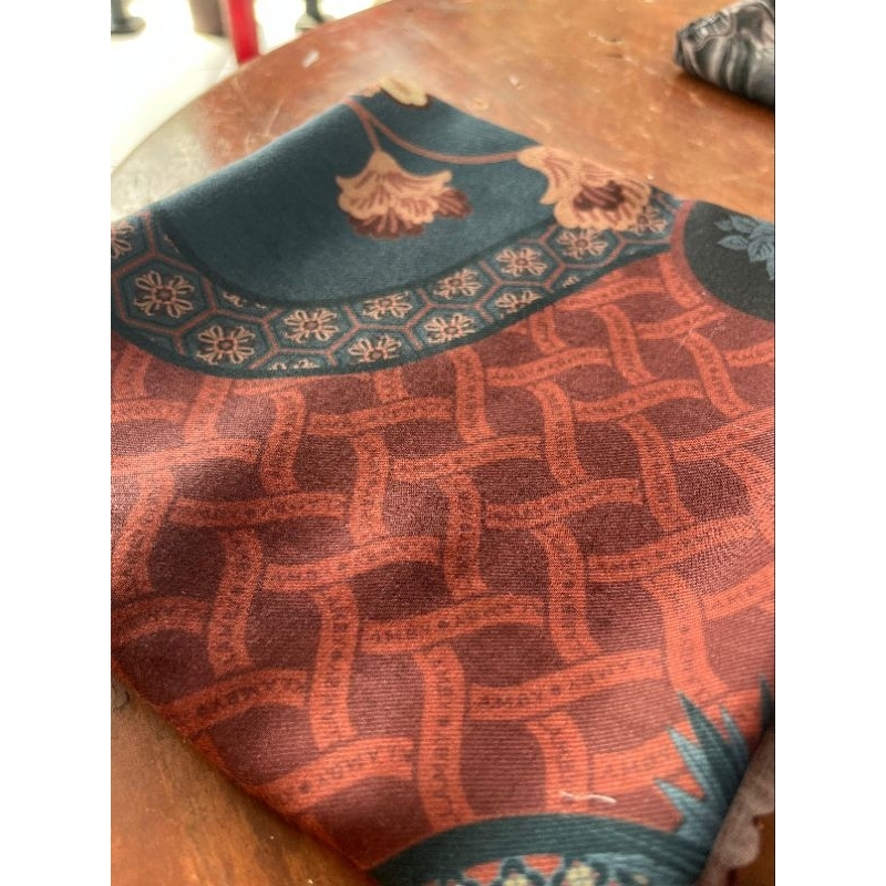 Klamby Scarf Wana Series