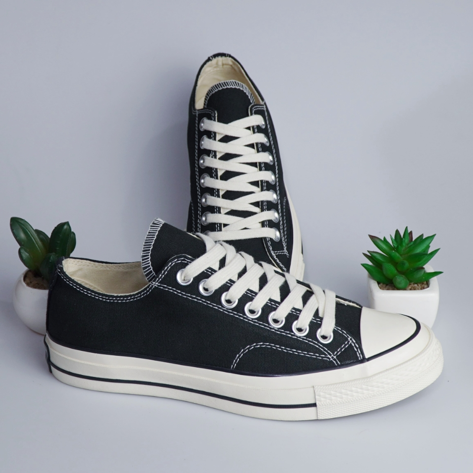 sepatu sneakers converse all star hitam putih sepatu sekolah wanita pria