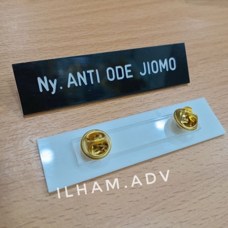 

papan nama dada grafir nyonya persit candra kirana ~ paku kupu kupu