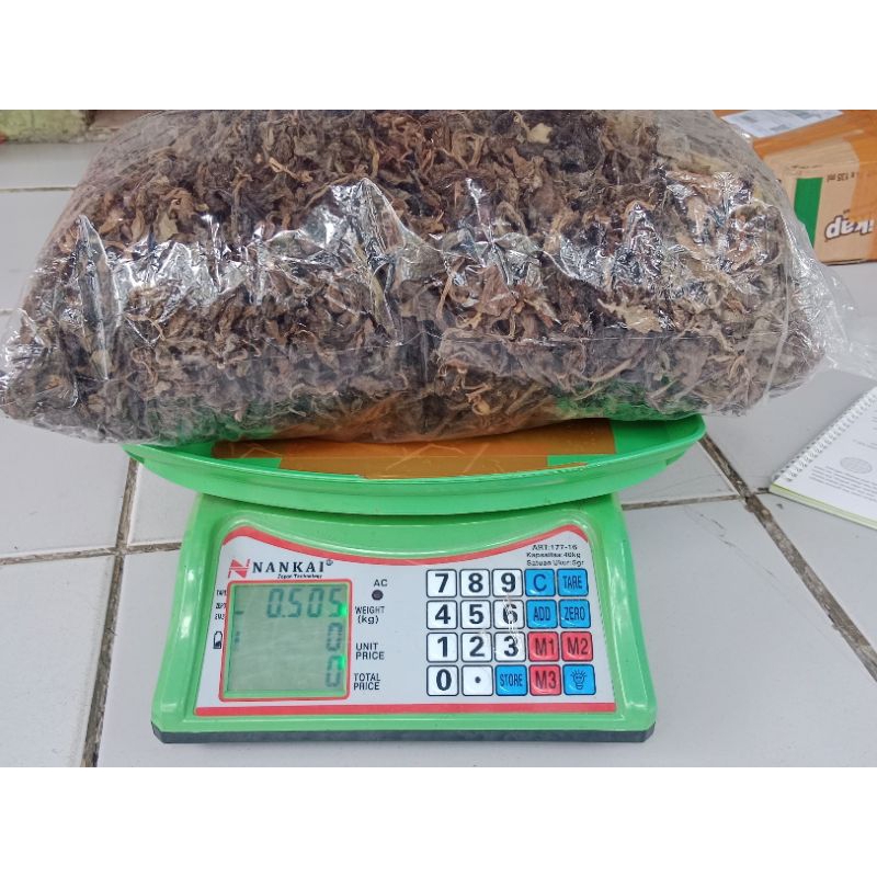 

DAUN DEWA KERING ALAMI(per 500gram)