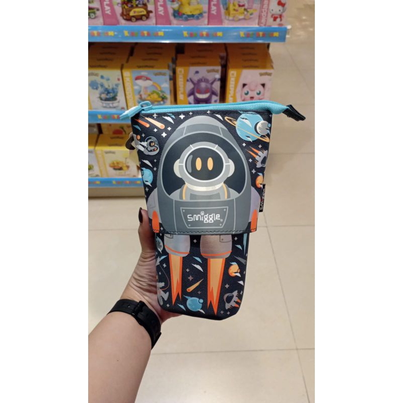 

Smiggle pencil case boy astronout new original tempat pensil
