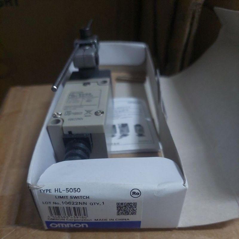 HL 5050 OMRON LIMIT SWITCH