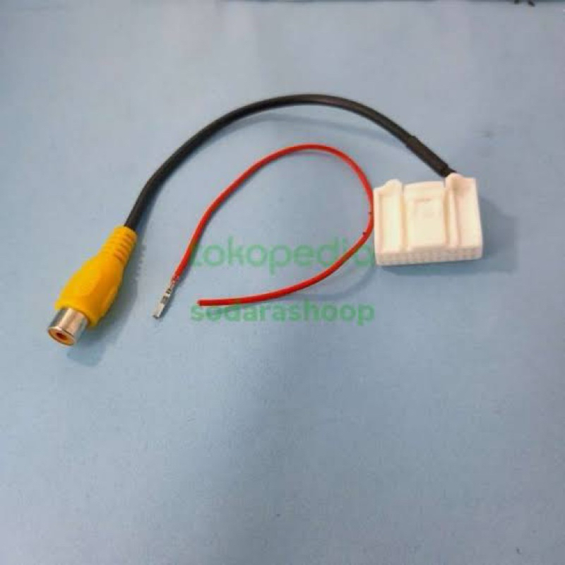 soket kamera mundur toyota