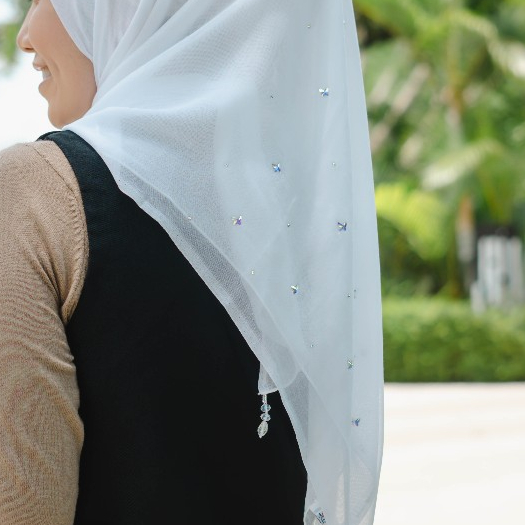 Syahrini Scarves - Donna Scarf Butterfly Paris Japan Premium by Zarazu [Pastel Series]