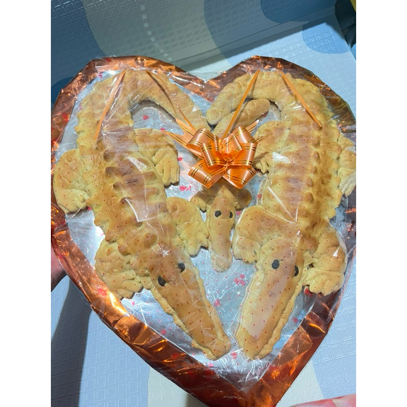 

RB Roti Buaya Love 40 cm