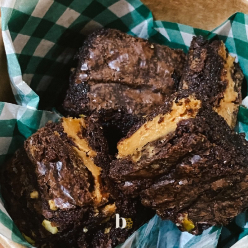 

Fudgy Brownies Bite - Lotus Treats Brown