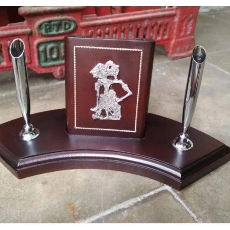 

Penholder dengan kartu nama