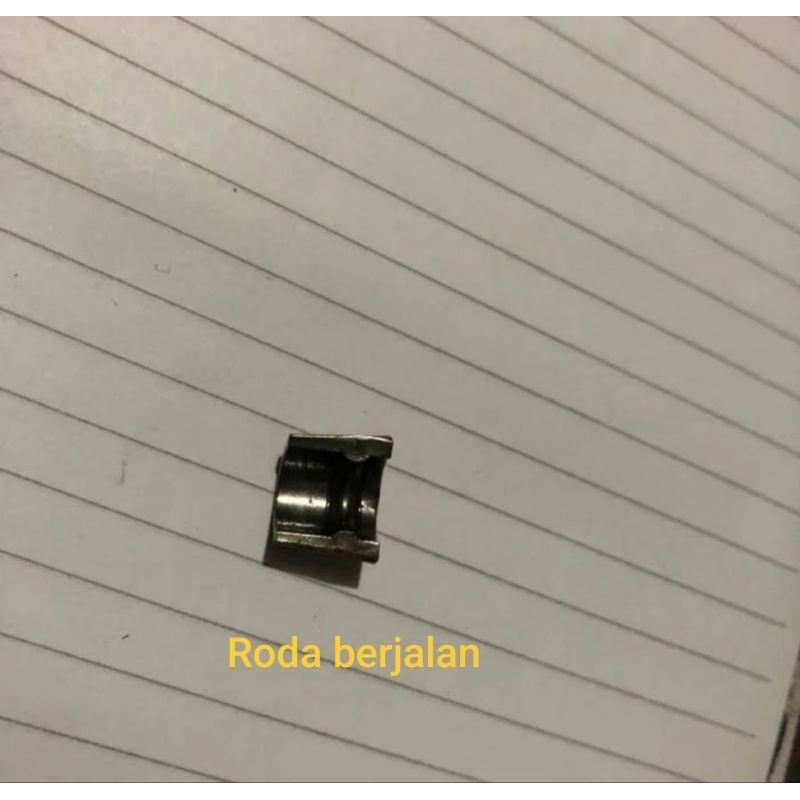 kuku klep Isuzu Panther