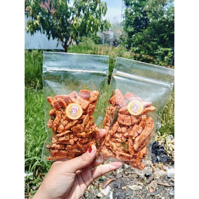 

‼️ READY siap kirim ‼️Basreng Pedas 100gr Daun Jeruk Pedas Extra Ready Cemilan Pedas