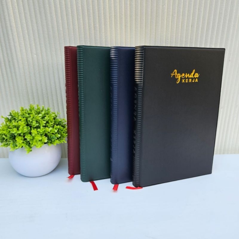 

Buku Agenda kerja 2025 Agenda kerja TH Kertas hvs cream uk A5