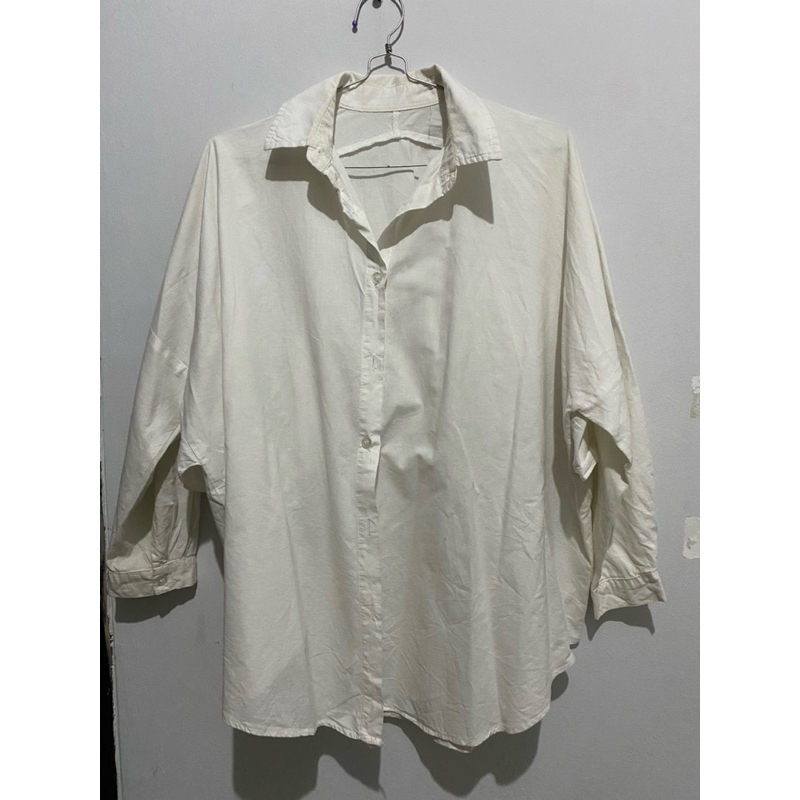 Kemeja Broken White by Velmo.id (PRELOVED)