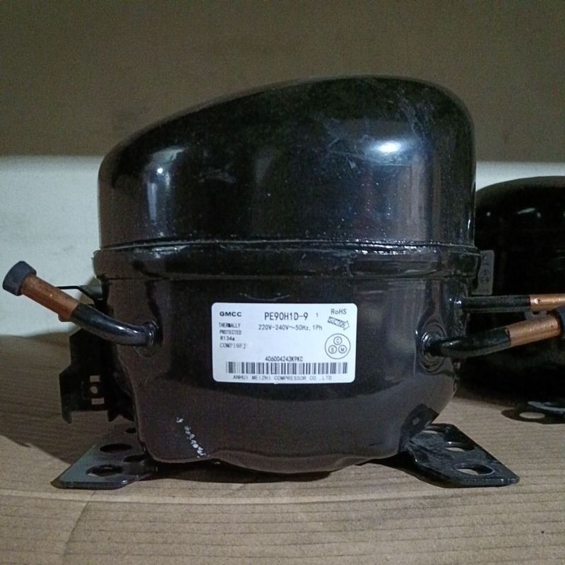 Kompresor Compresor kulkas freezer SHARP GMCC 1/3 PE90H1D-9 ORIGINAL R134A 220V-240V ~ 50Hz