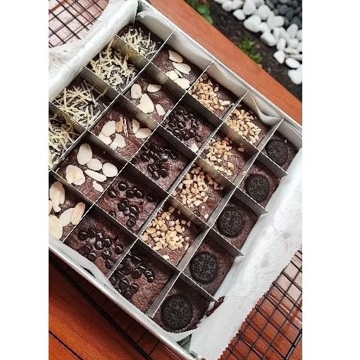 

Fudgy Brownies Brownies Sekat Hamper brownies