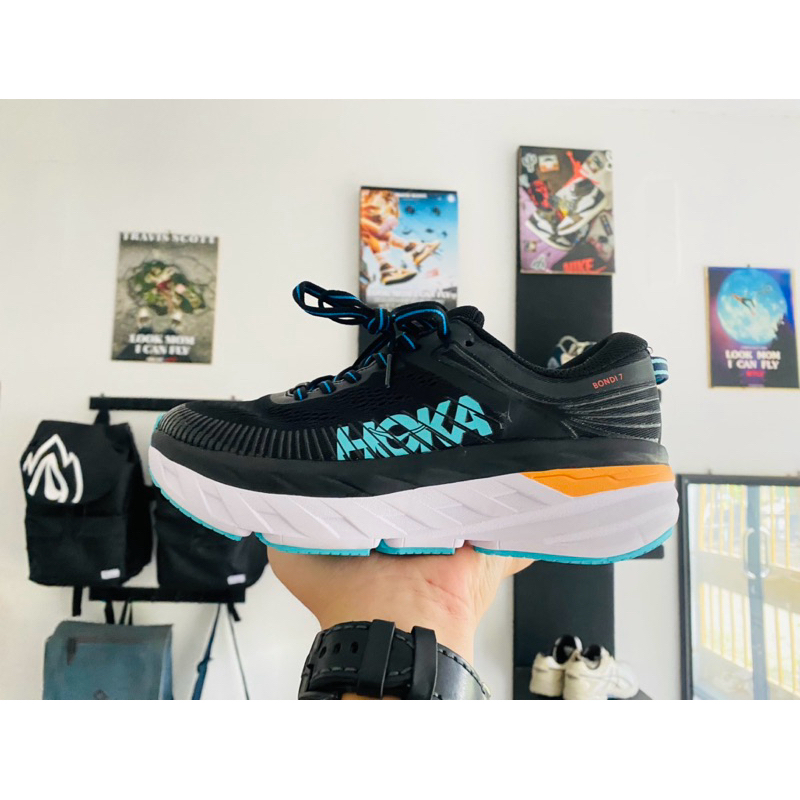 Hoka One One Bondi 7