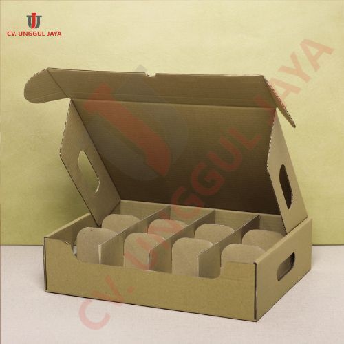 

(5pcs)Kardus serbaguna uk. 38.5 x 30 x 10cm sekat 9.5x9.5 cm Kotak Serbaguna hampers packaging box kemasan snack