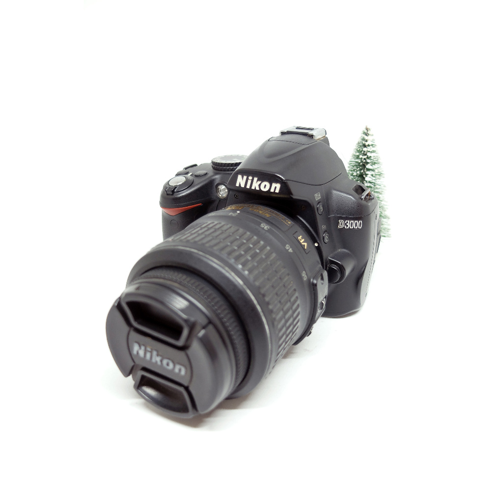 Kamera DSLR Nikon D3000 Kit 18-55mm