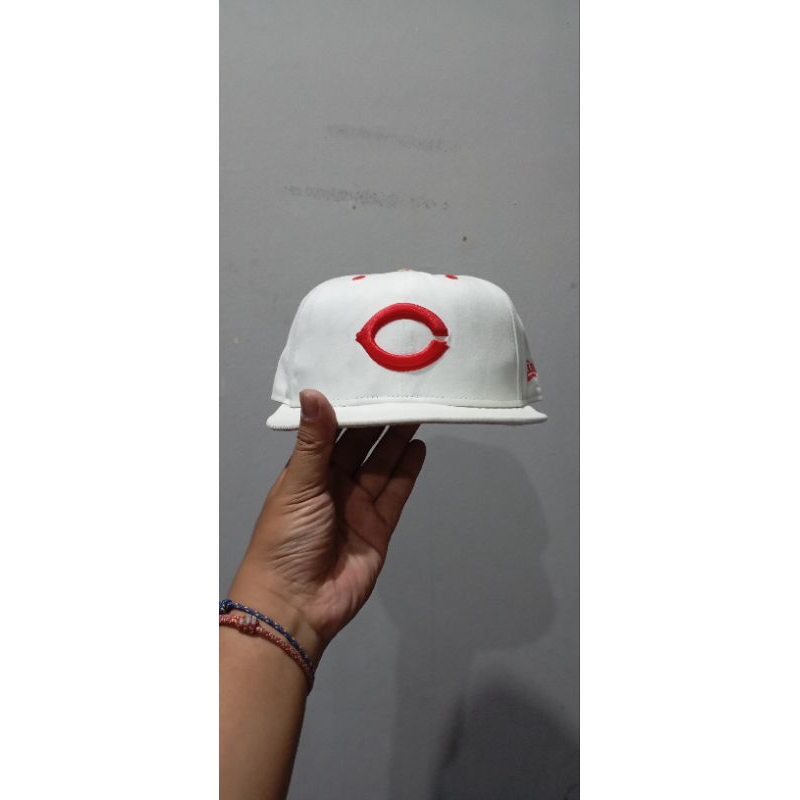 TOPI SECOND LOGO C NEW ERA