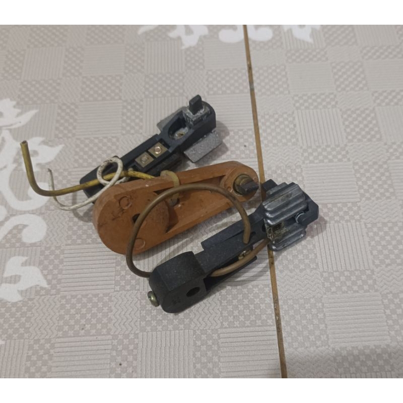 Brostel Bekas Copotan Stavolt 500 & 1000Va