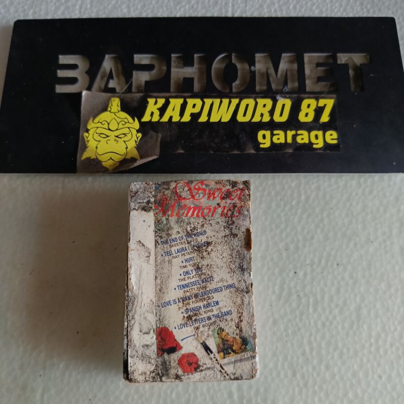 Kaset Pita Album Kompilasi lagu-lagu Populer Barat