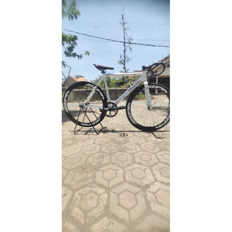 sepeda fixie shukaku white custome