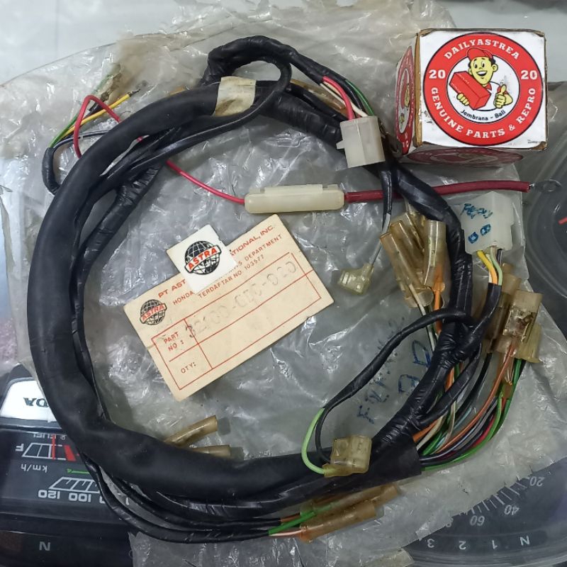WIRE HARNESS CABLE KABEL BODI BODY UTAMA HONDA SUPERCUB C700 DOUBLE ELECTRIC STARTER ORIGINAL 32100-