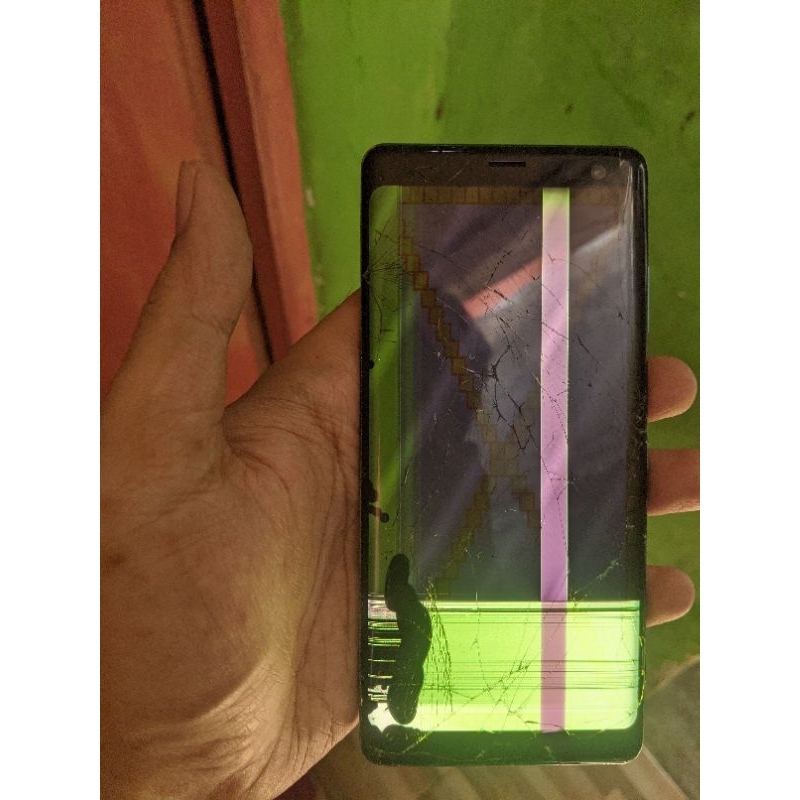 Lcd Xz3 minus parah