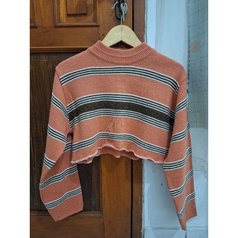 [Thrift/Preloved] Sweater Rajut Crop Stripe Salur Korea