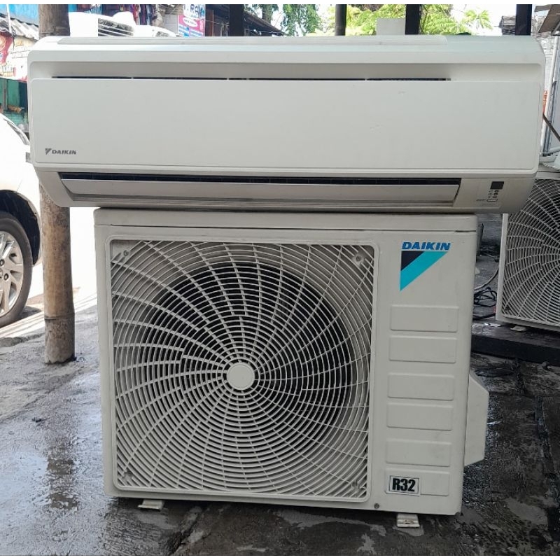 AC DAIKIN MALAYSIA 1,5 PK R32 SECOND